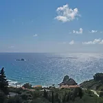 With Swimming Pool And Panorama Sea View - Appartement