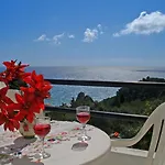 With Swimming Pool And Panorama Sea View - Appartement *