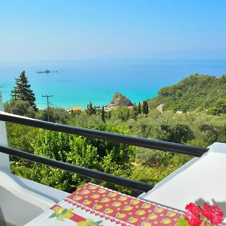 With Swimming Pool And Panorama Sea View - Apartment Pelekas