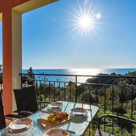With Swimming Pool And Panorama Sea View - Apartment Pelekas