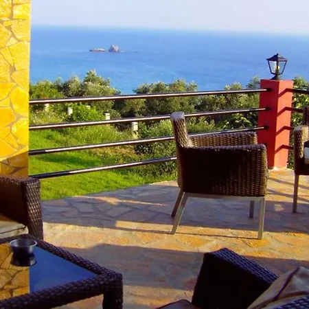 With Swimming Pool And Panorama Sea View - Apartment