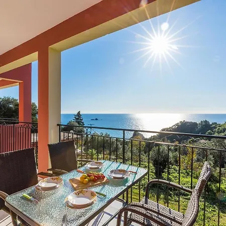 Apartment With Swimming Pool And Panorama Sea View - *