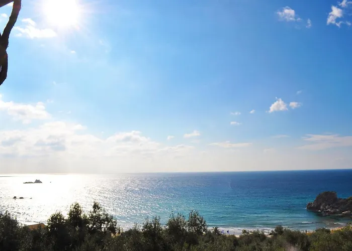 With Swimming Pool And Panorama Sea View - *